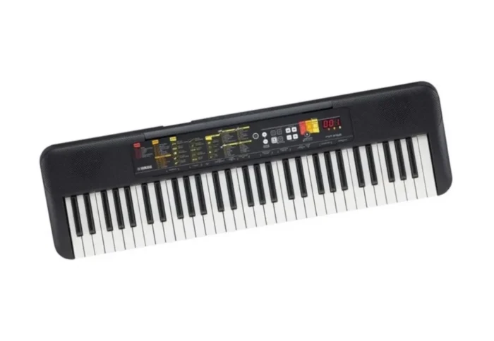 Yamaha F52